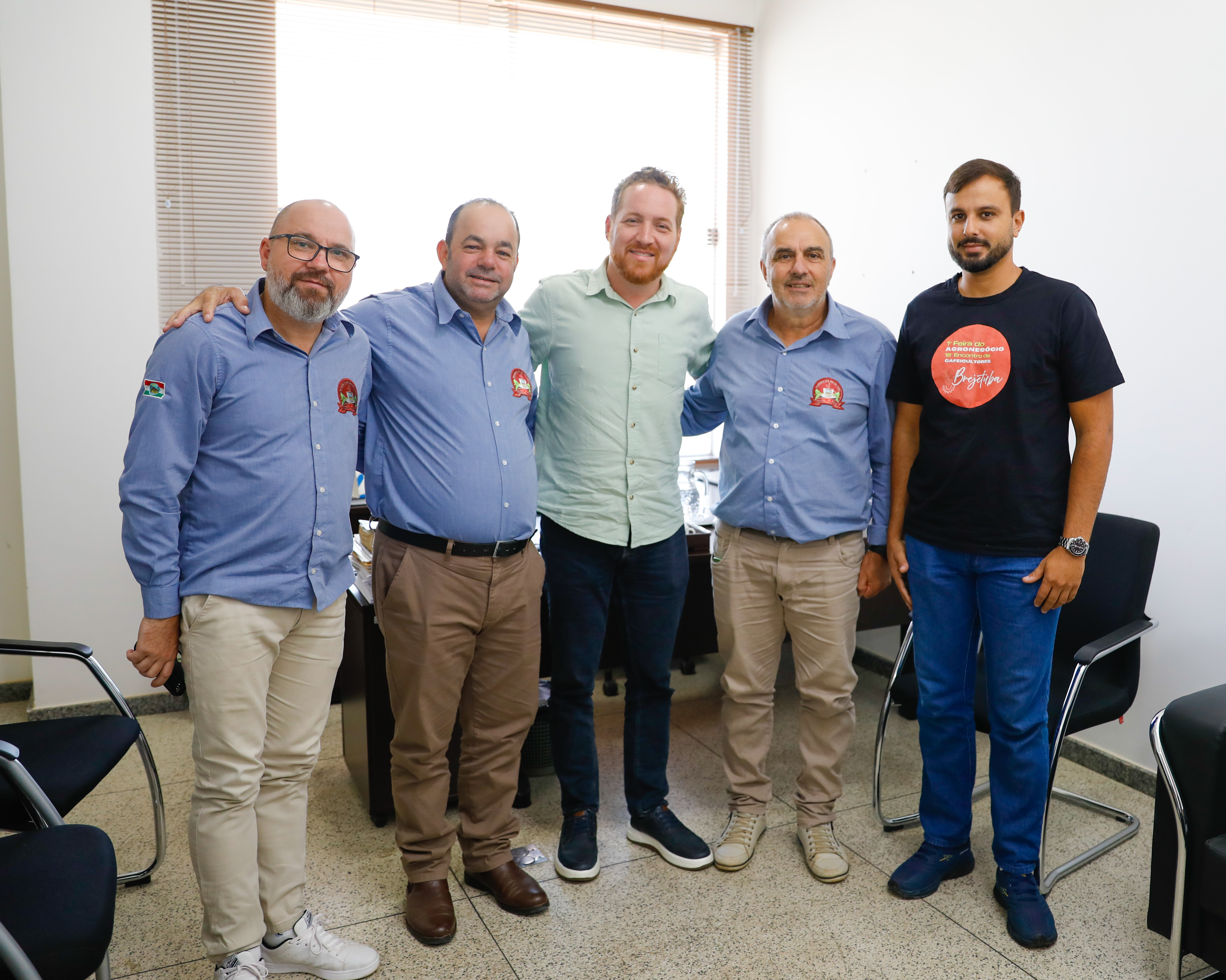 Brejetuba recebe Secretário Estadual de Educação em agenda pelo fortalecimento do ensino