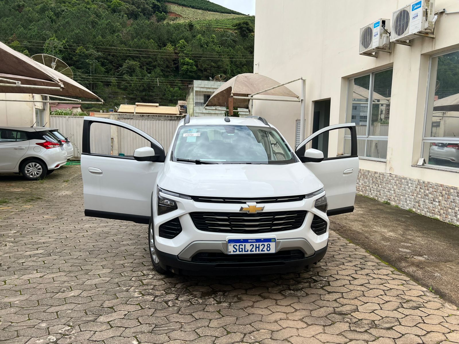 Imagem da notícia: Prefeitura Municipal de Brejetuba adquire um veículo zero quilômetro Chevrolet SPIN, de 7 lugares!