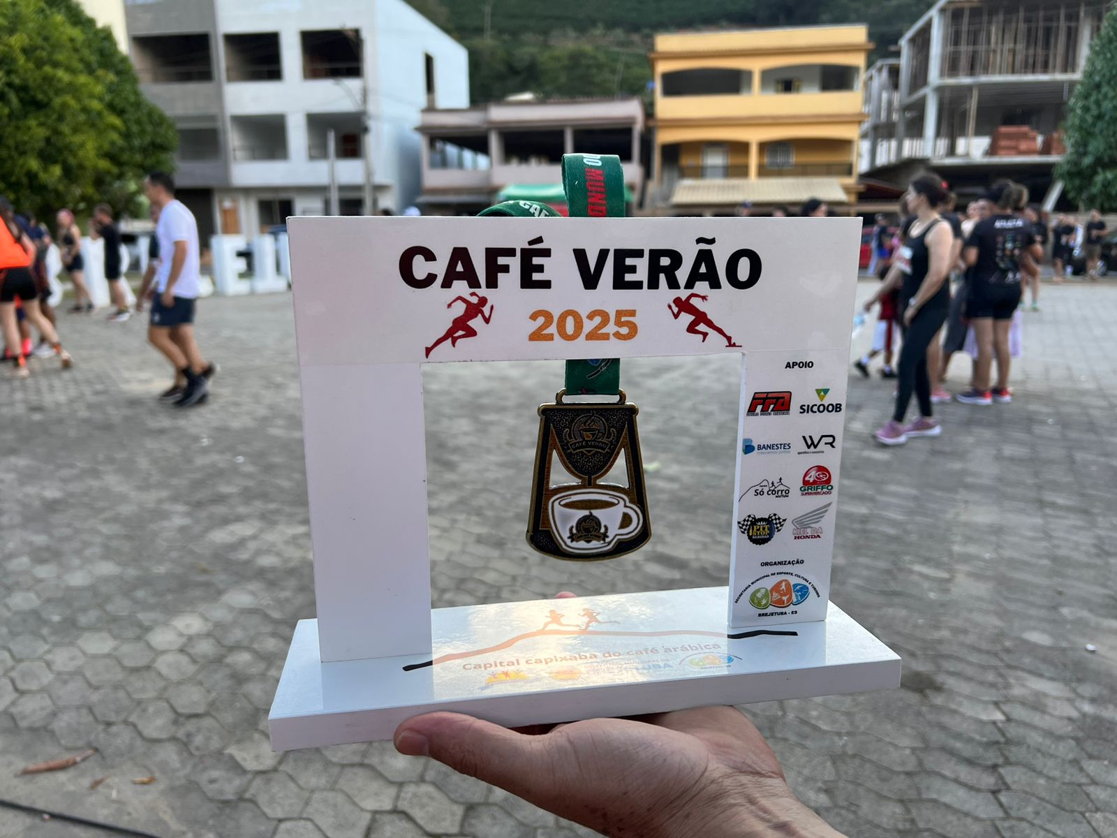 Imagem da notícia: Café Verão 2025