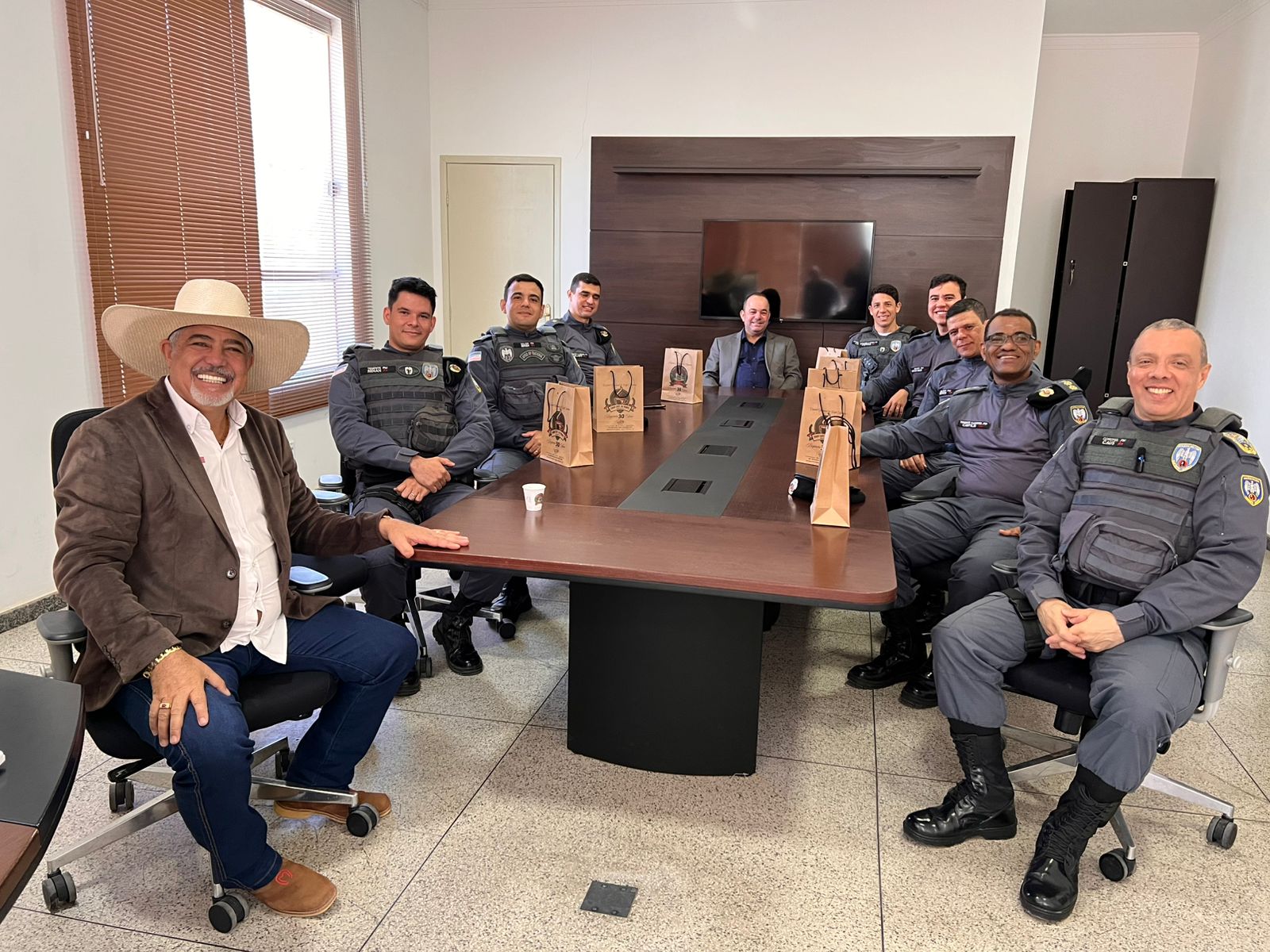 Administração Municipal e Polícia Militar reafirmam compromisso com a segurança da população
